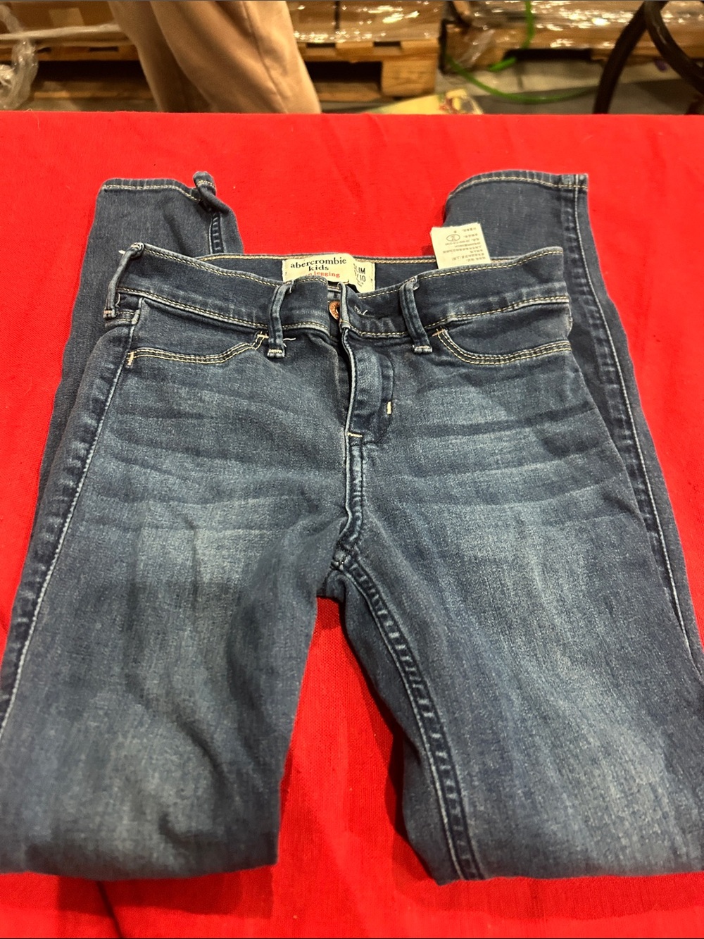 Abercrombie & Fitch Women’s Dark Blue Skinny Jeans